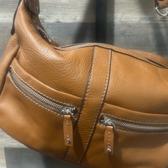 Elegant Tignanello Tan Leather Handbag - Picture 2 of 5
